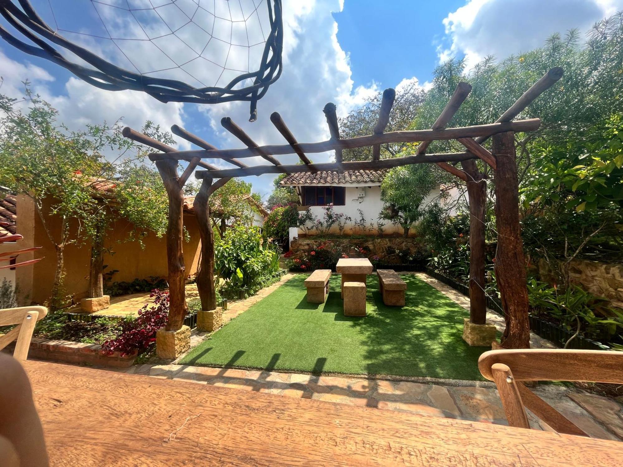 Ecohotel บาริชารา ภายนอก รูปภาพ